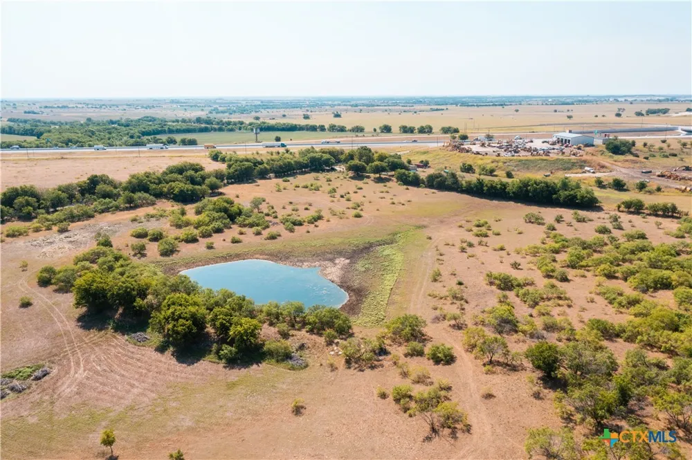 304 Circle Way Jarrell, TX 76537