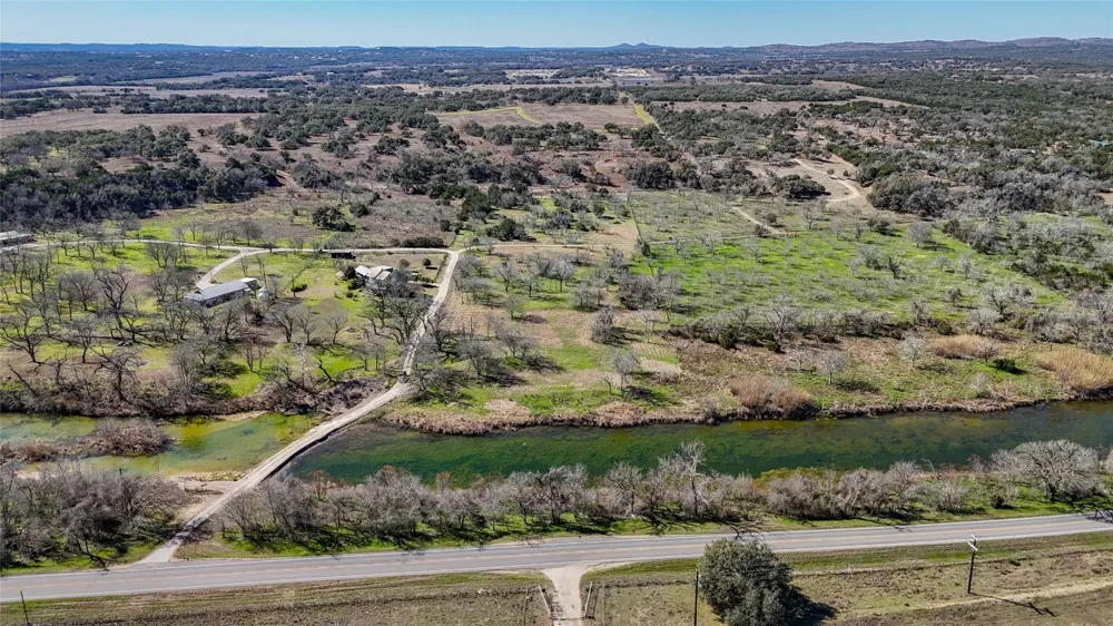 Lost Acres Loop Blanco, TX 78606