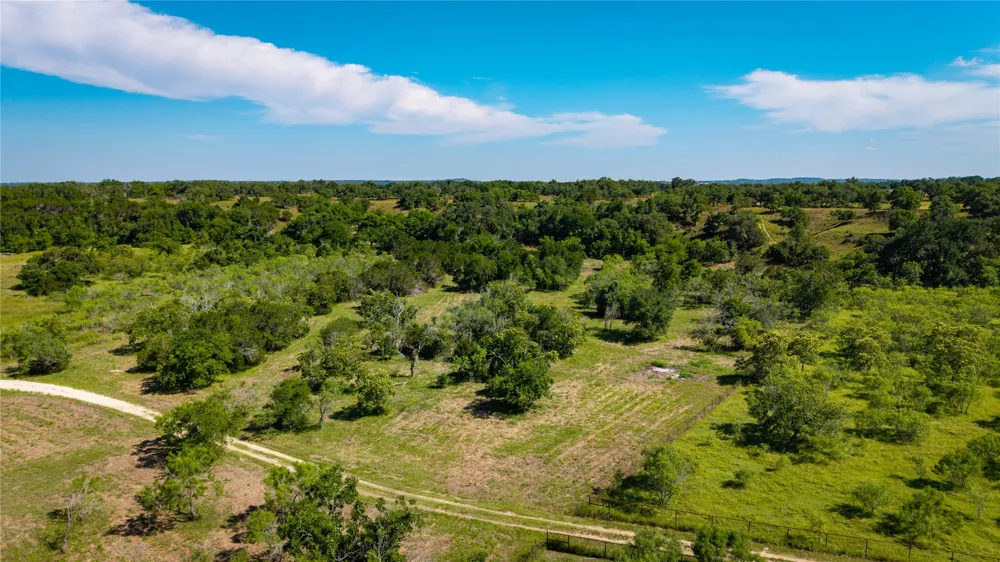 Lost Acres Loop Blanco, TX 78606