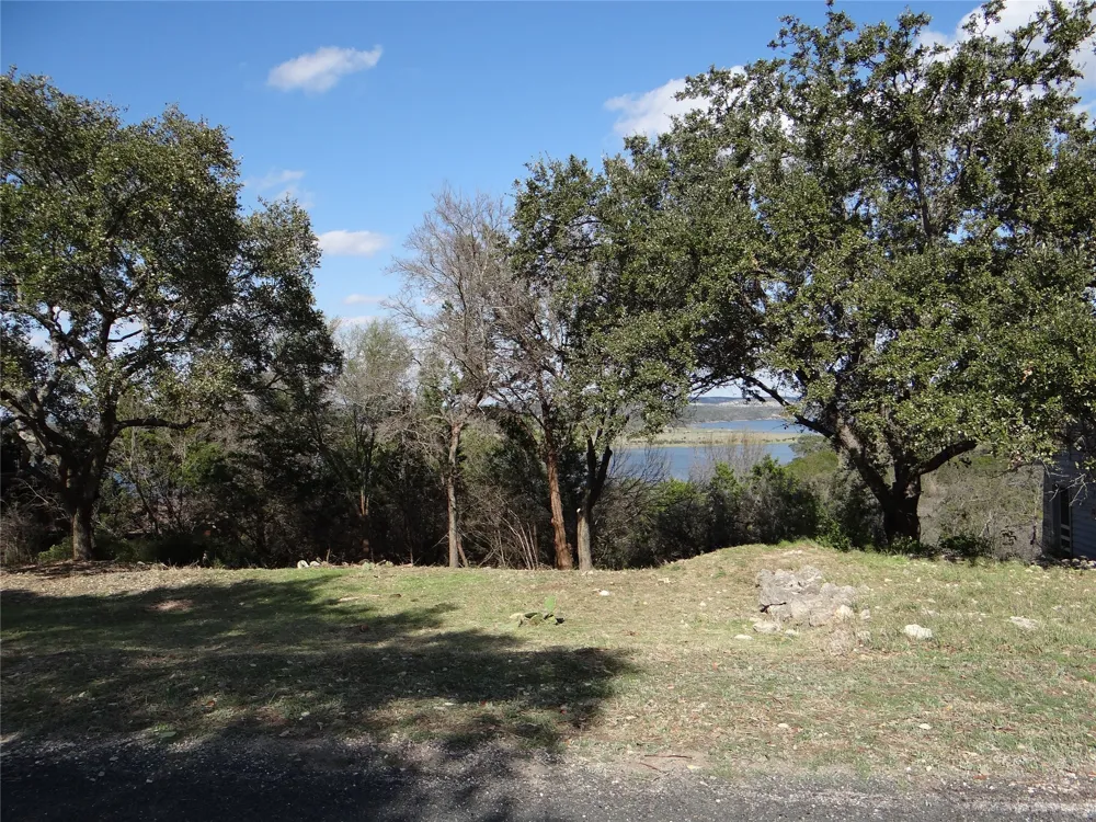 113 Hill Loop Spicewood, TX 78669