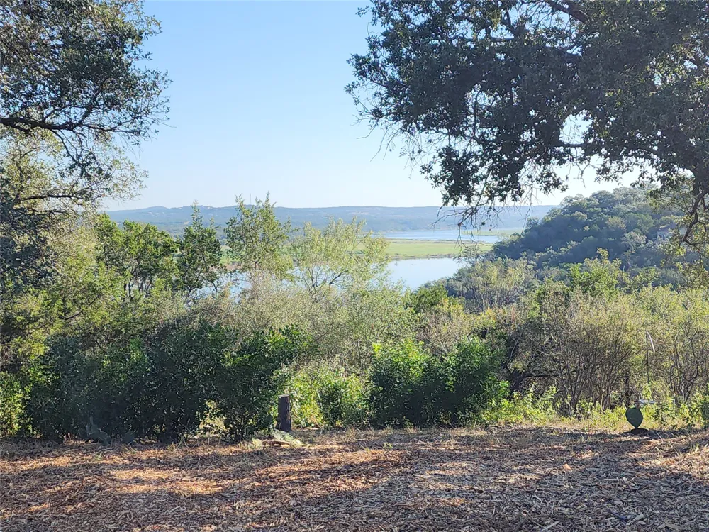 113 Hill Loop Spicewood, TX 78669