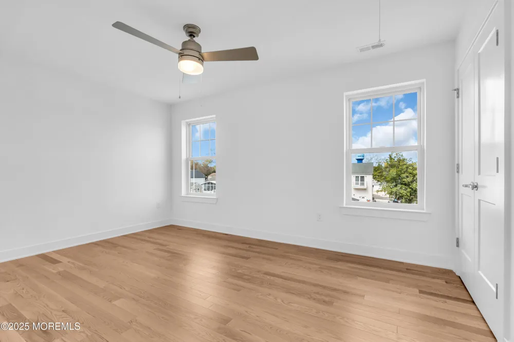 33 Pennsylvania Avenue Waretown, NJ 08758