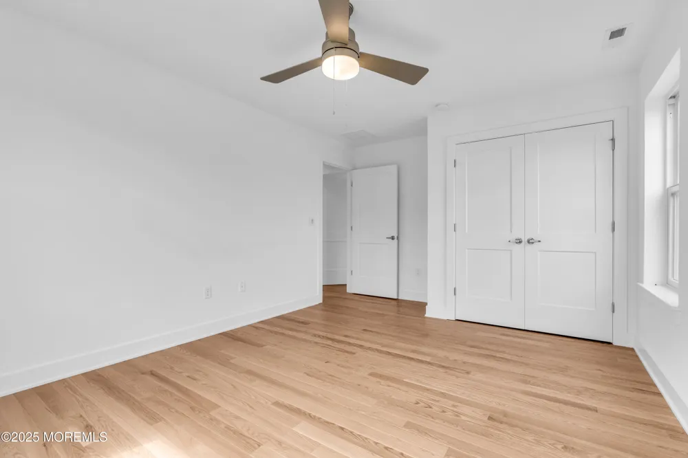 33 Pennsylvania Avenue Waretown, NJ 08758