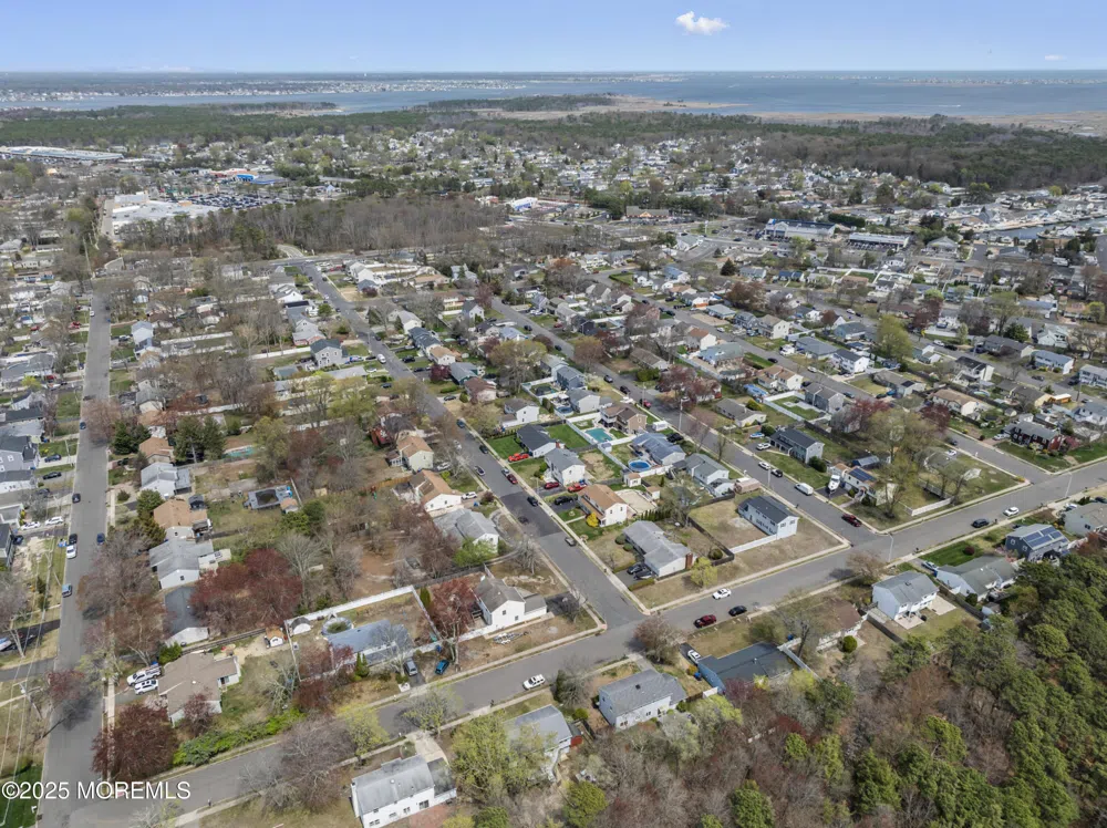 1417 Delaware Avenue Toms River, NJ 08753