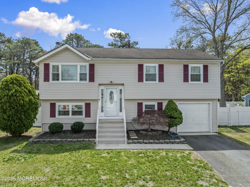 1417 Delaware Avenue Toms River, NJ 08753