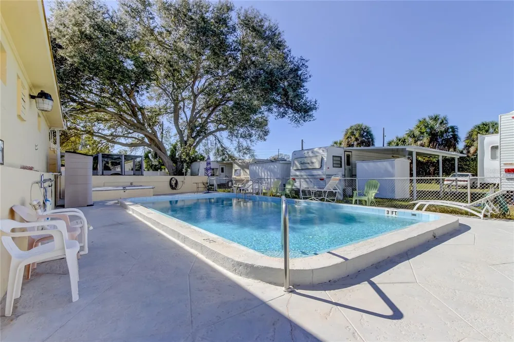 4677 66TH LANE #1 St Petersburg, FL 33709