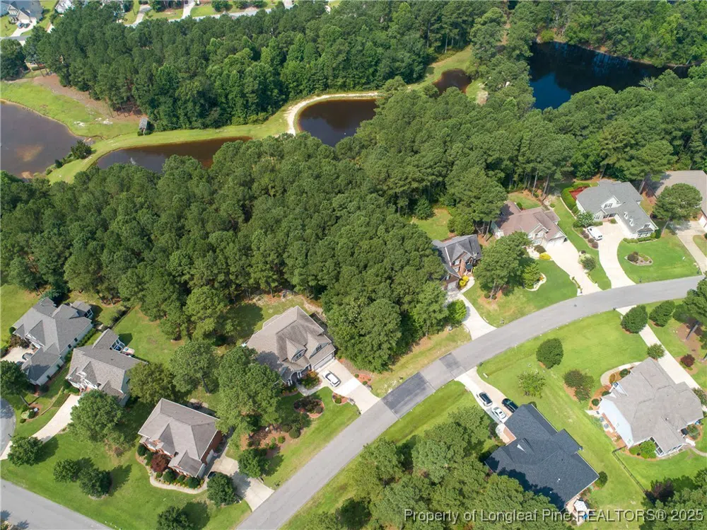 35 Barons (112) Run Spring Lake, NC 28390