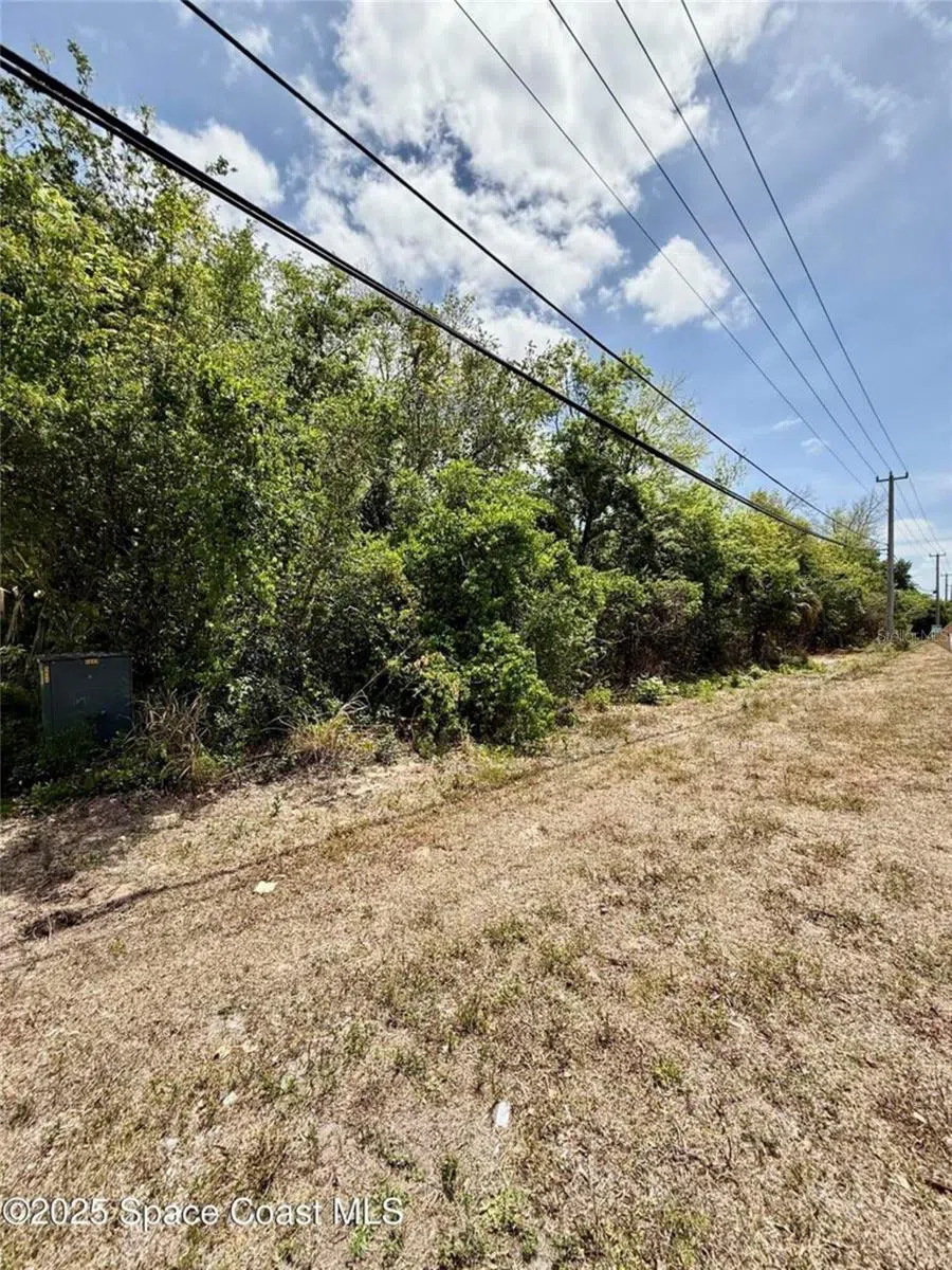 WASHINGTON AVENUE Titusville, FL 32796