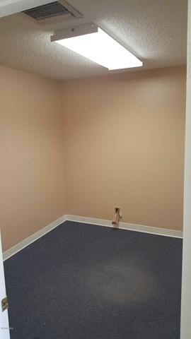 1267 W Gonzales Road Oxnard, CA 93036