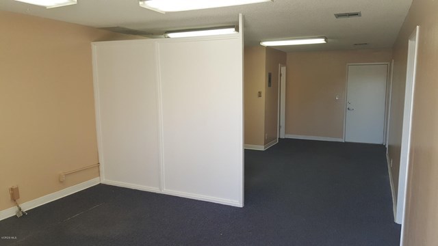 1267 W Gonzales Road Oxnard, CA 93036