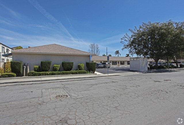 1267 W Gonzales Road Oxnard, CA 93036