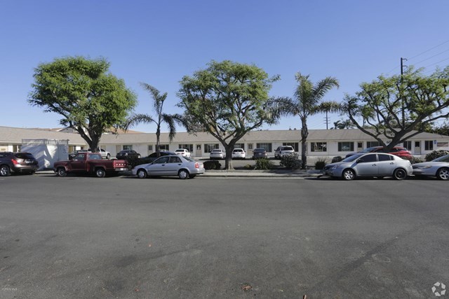 1267 W Gonzales Road Oxnard, CA 93036