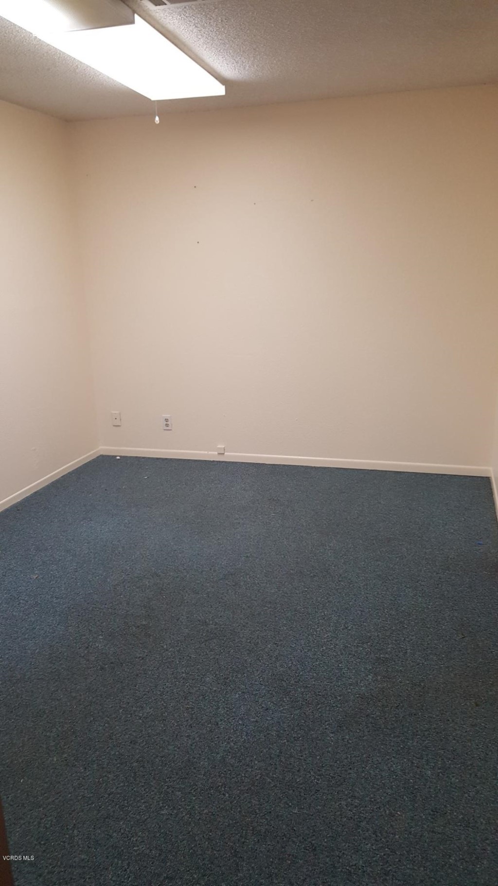 1261 W Gonzales Road Oxnard, CA 93036