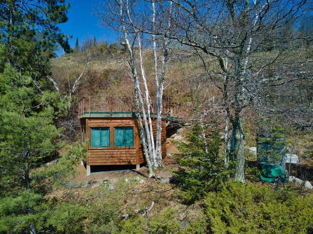 2116 Red Crest Island International Falls, MN 56649