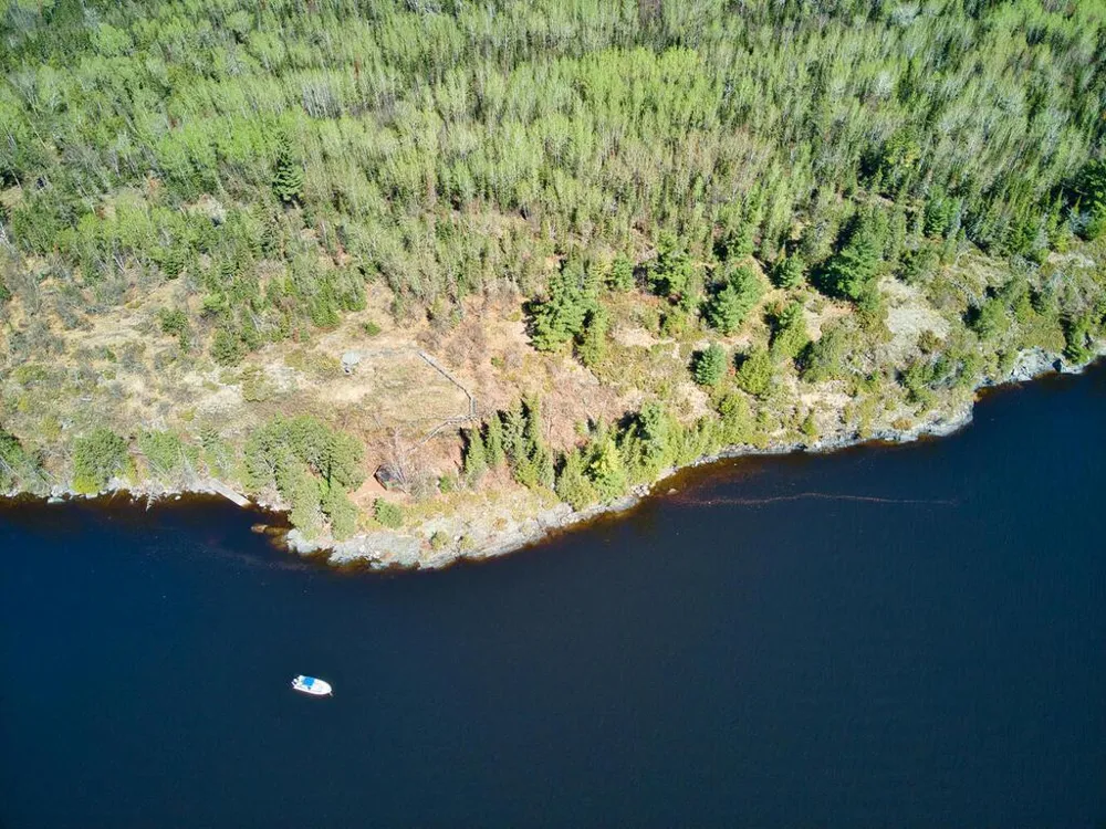 2116 Red Crest Island International Falls, MN 56649