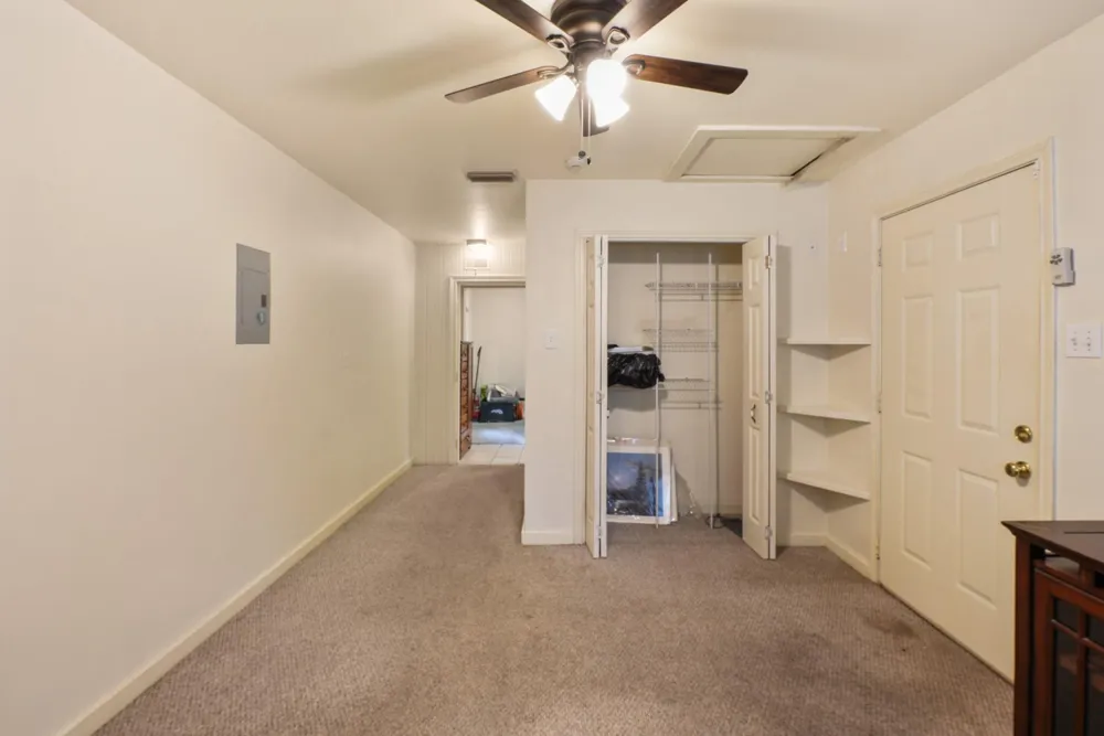 6625 E Post Road Kyle, TX 78640