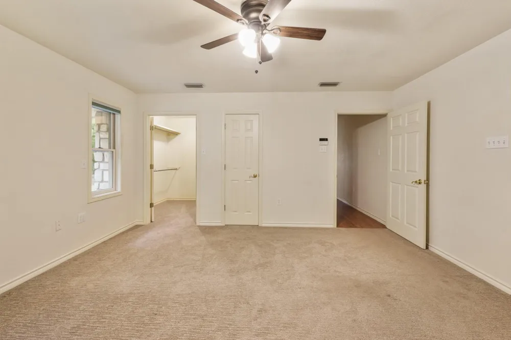 6625 E Post Road Kyle, TX 78640