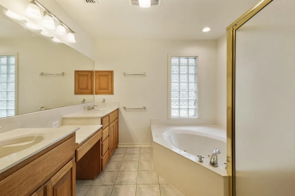 6625 E Post Road Kyle, TX 78640