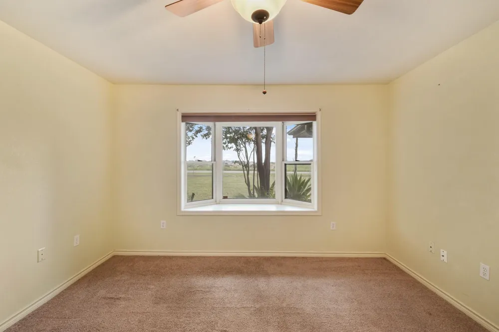 6625 E Post Road Kyle, TX 78640