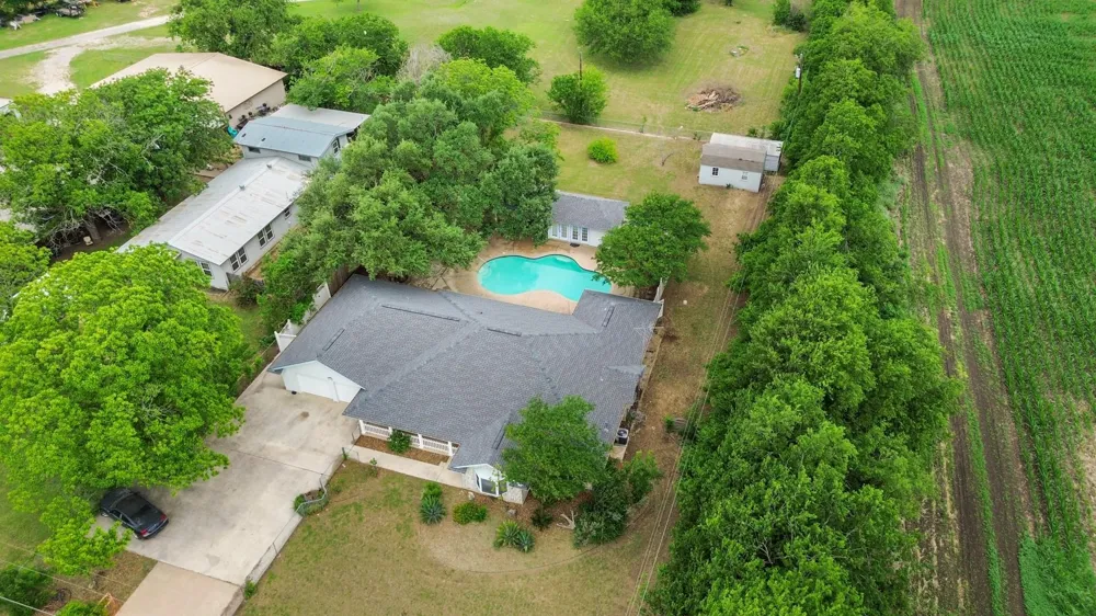 6625 E Post Road Kyle, TX 78640