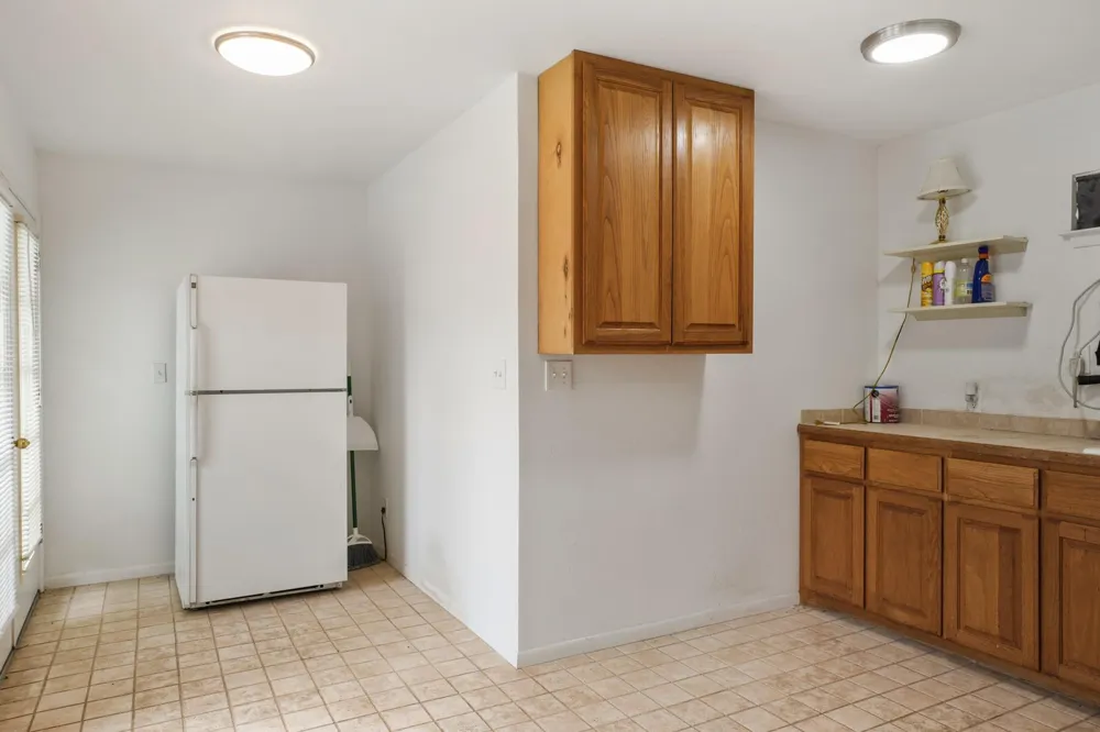6625 E Post Road Kyle, TX 78640