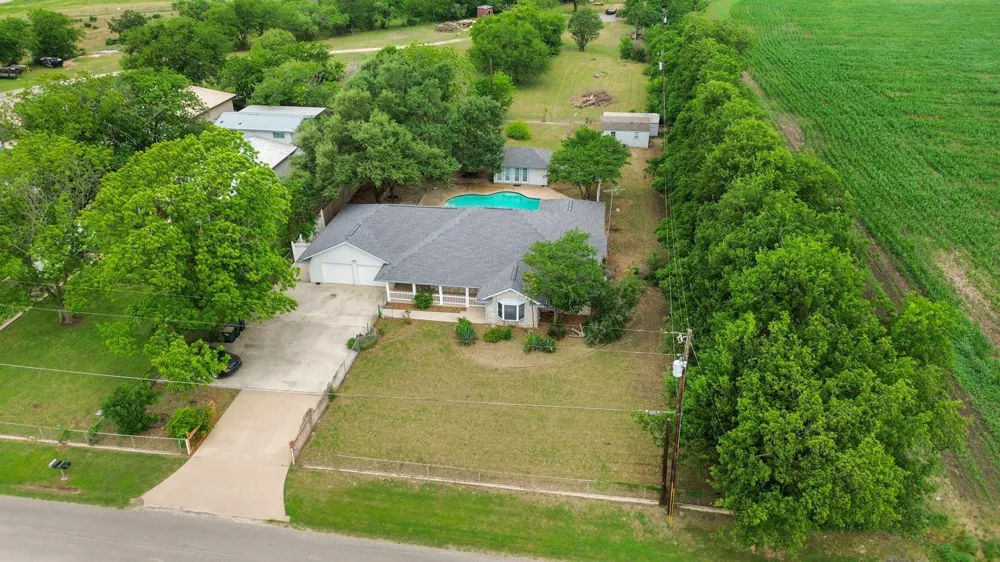 6625 E Post Road Kyle, TX 78640