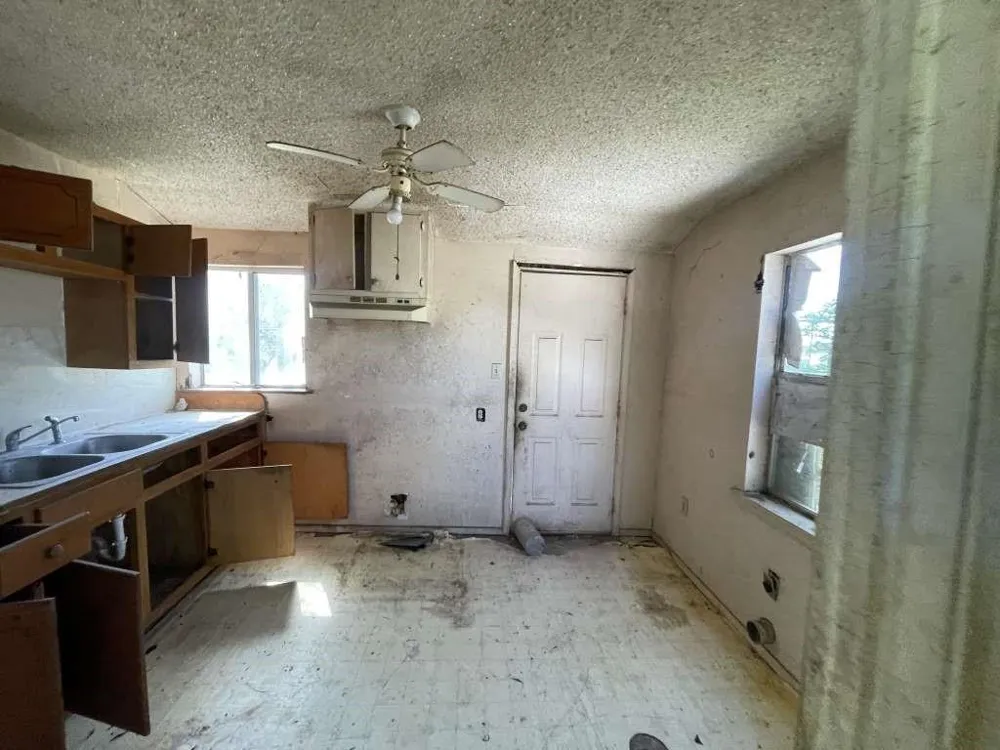 1017 W Buchanan Street Harlingen, TX 78550