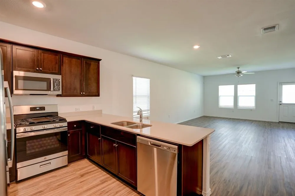 7603 Ivy Trellis Trail Del Valle, TX 78617