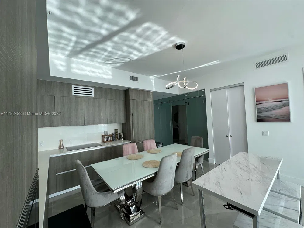 17550 Collins Ave #902 Sunny Isles Beach, FL 33160