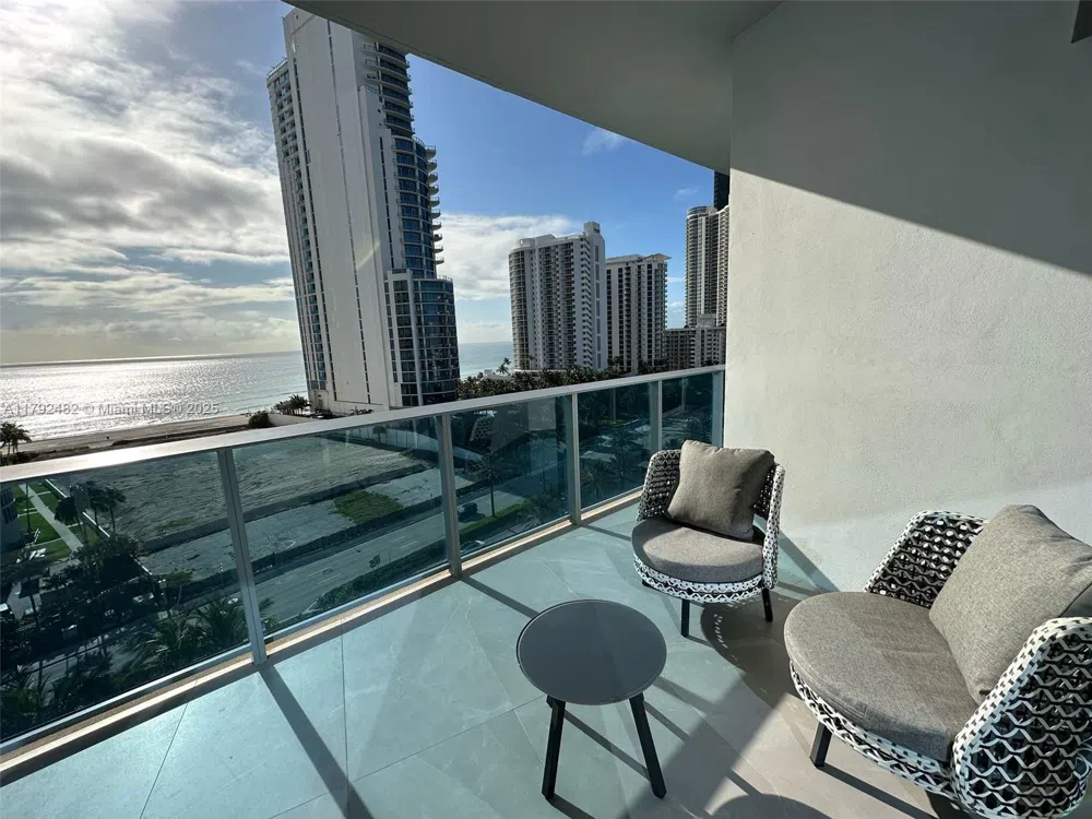 17550 Collins Ave #902 Sunny Isles Beach, FL 33160