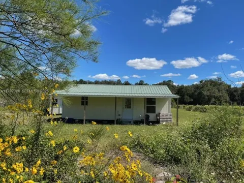 3725 SW 162 St., Archer, FL