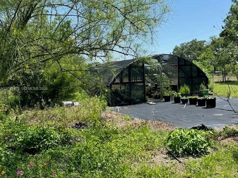3725 SW 162 St., Archer, FL Gainesville, FL 32618