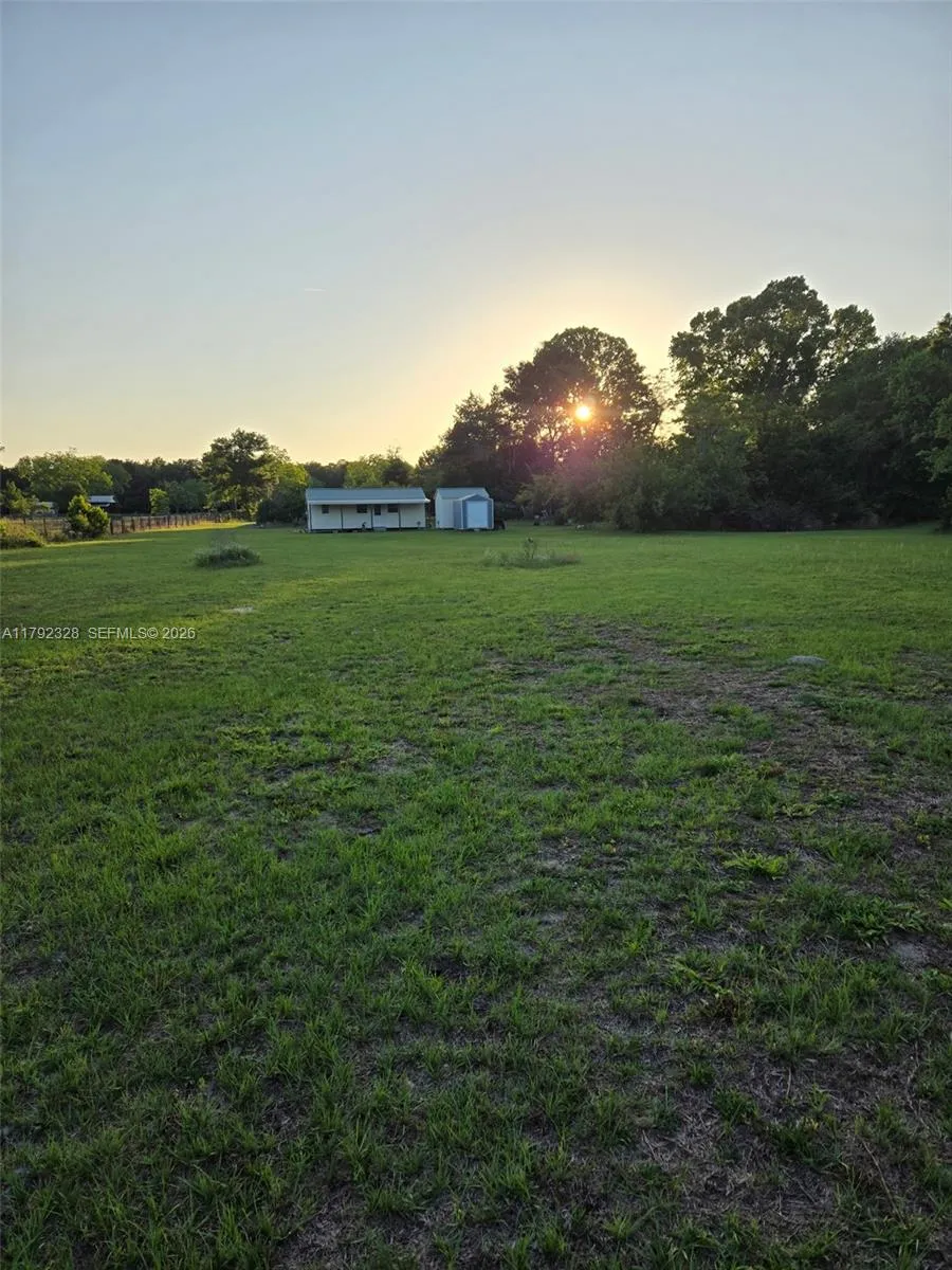 3725 SW 162 St., Archer, FL Gainesville, FL 32618