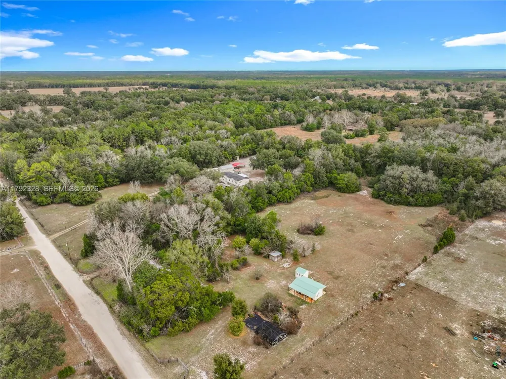 3725 SW 162 St., Archer, FL Gainesville, FL 32618