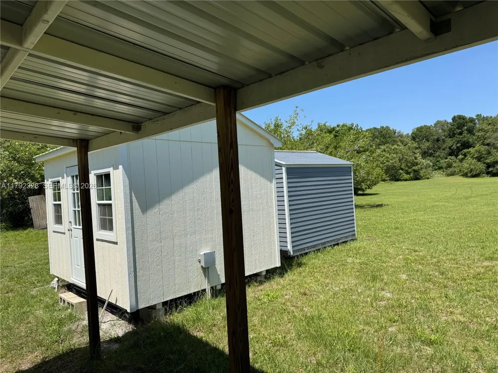 3725 SW 162 St., Archer, FL Gainesville, FL 32618
