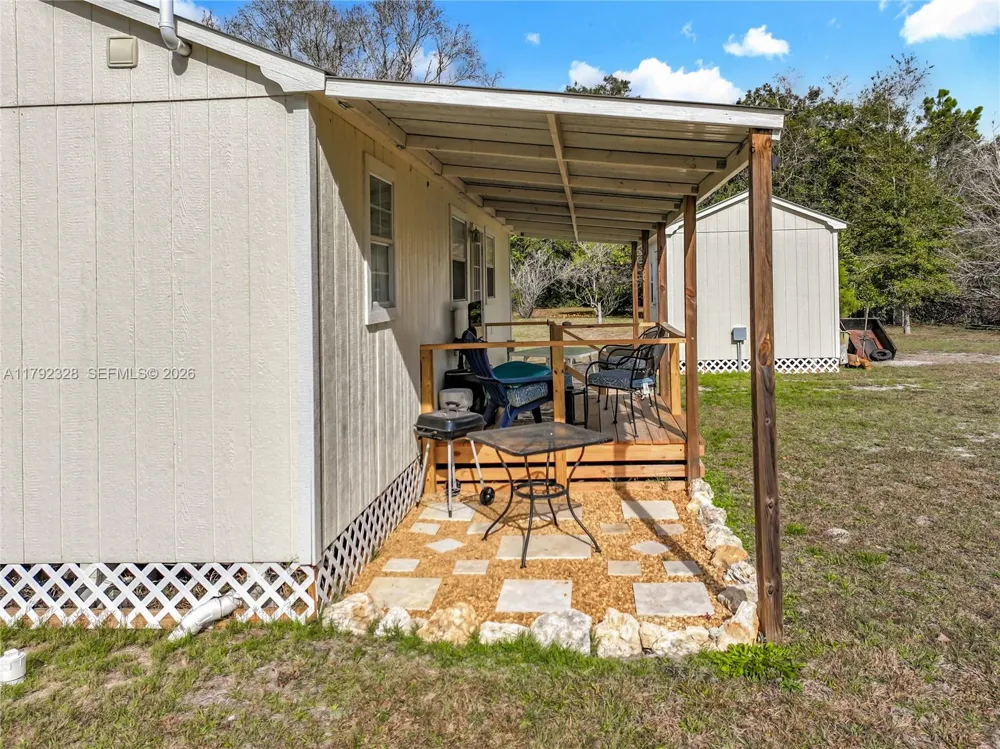 3725 SW 162 St., Archer, FL Gainesville, FL 32618