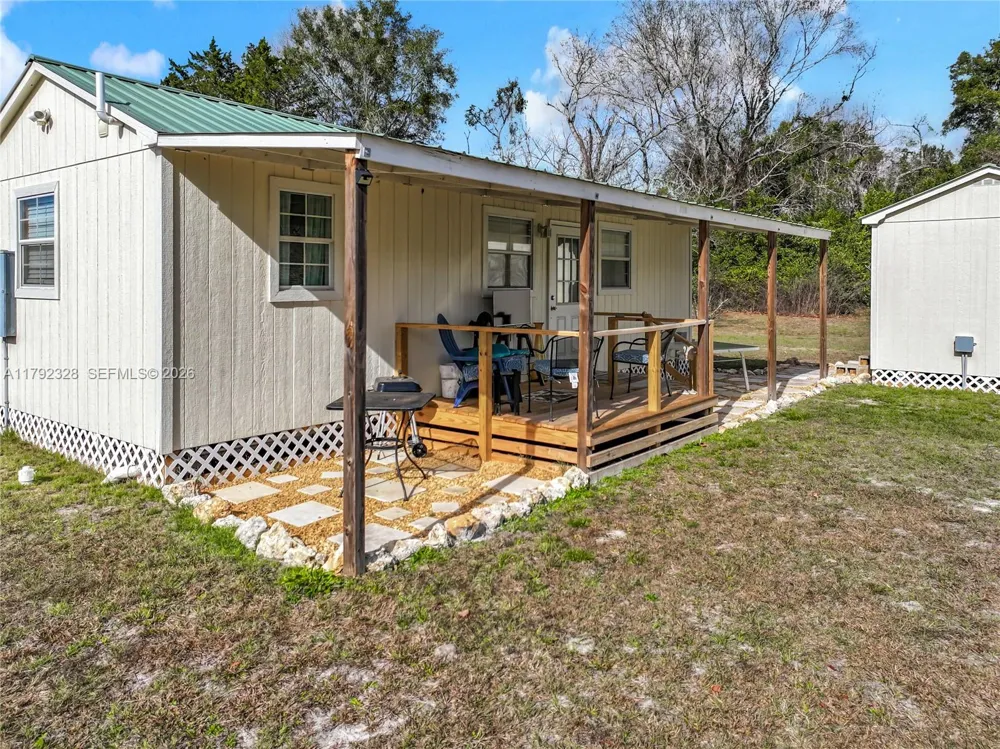 3725 SW 162 St., Archer, FL Gainesville, FL 32618