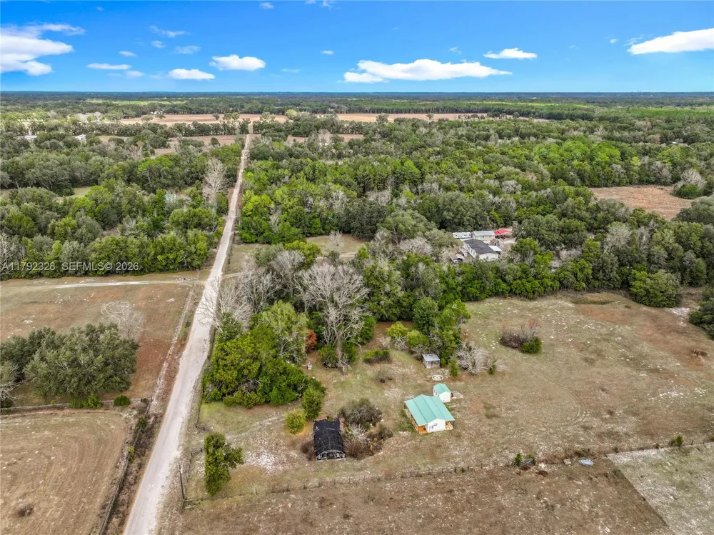 3725 SW 162 St., Archer, FL Gainesville, FL 32618