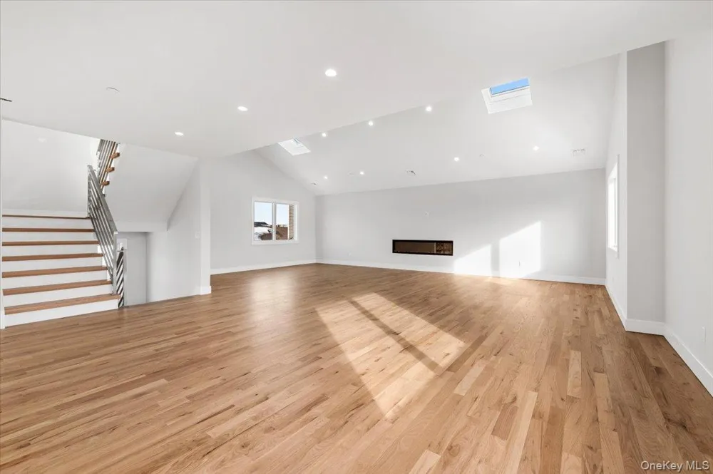 56 Oregon Street Long Beach, NY 11561
