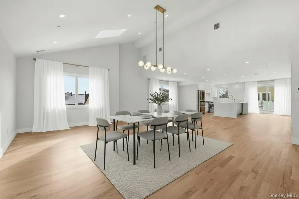56 Oregon Street Long Beach, NY 11561