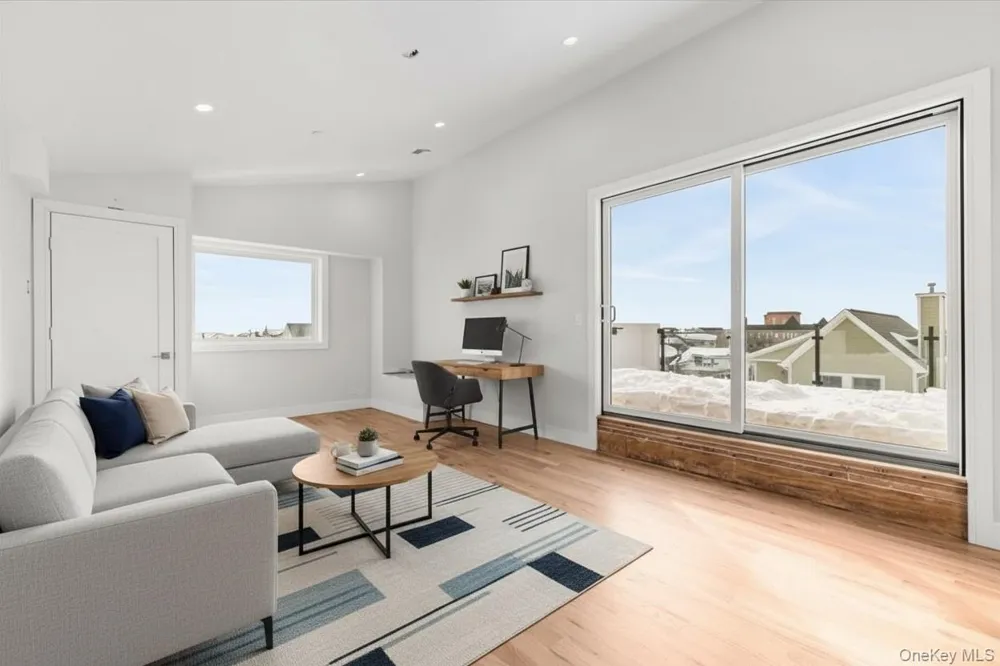 56 Oregon Street Long Beach, NY 11561