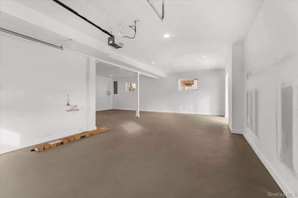 56 Oregon Street Long Beach, NY 11561