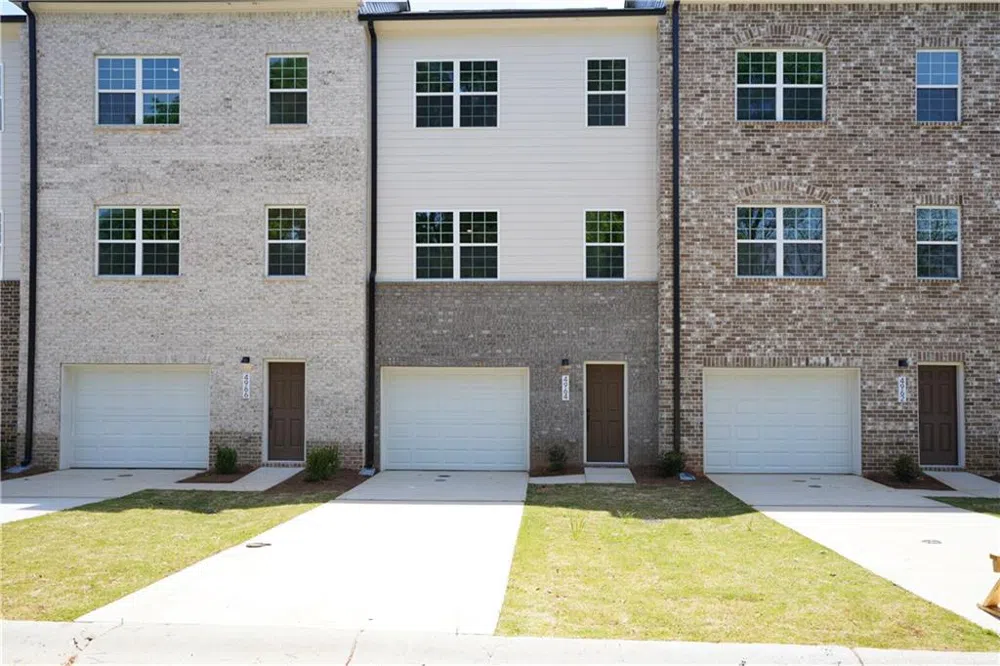 4964 Villager Lane Stone Mountain, GA 30083