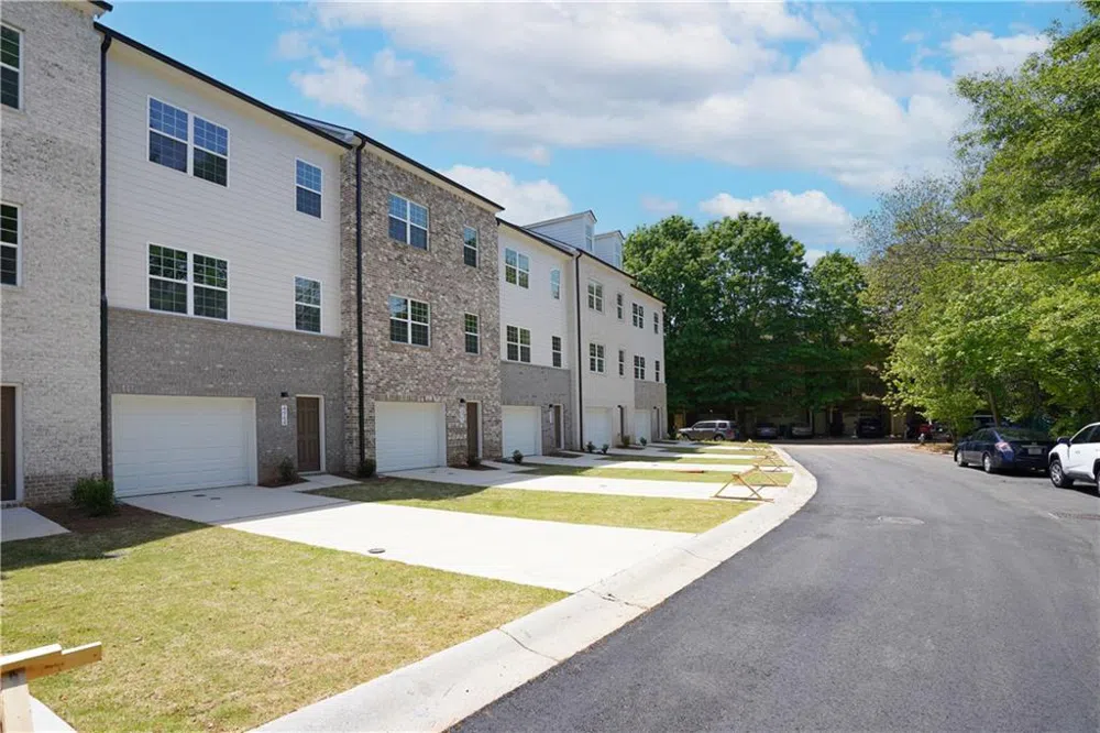 4964 Villager Lane Stone Mountain, GA 30083