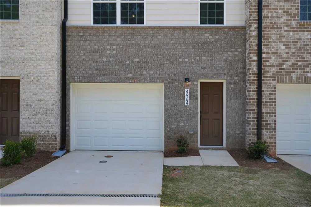 4964 Villager Lane Stone Mountain, GA 30083