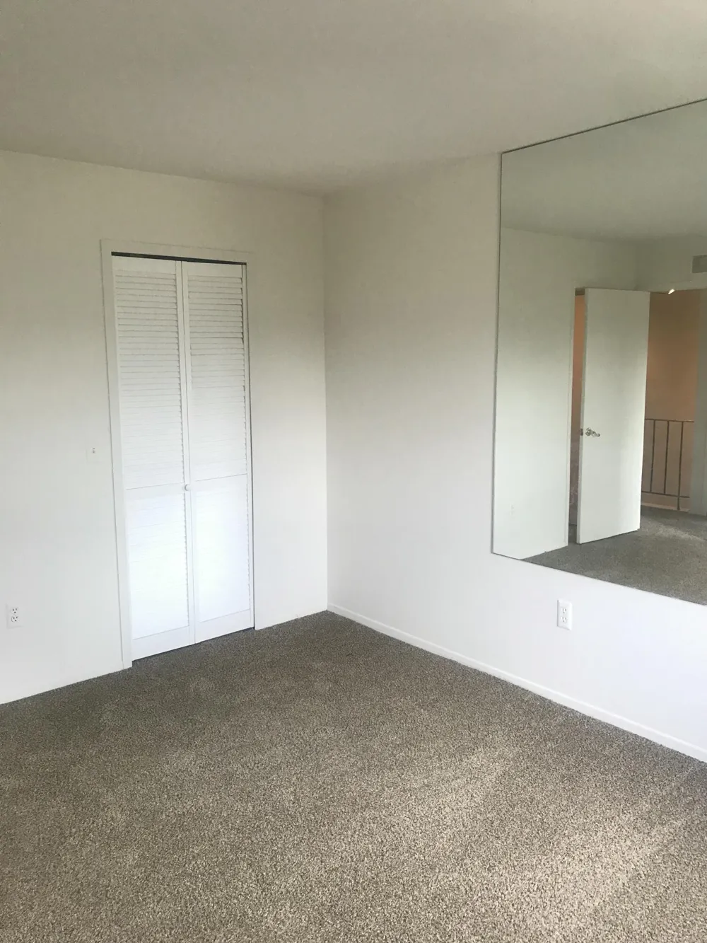 27430 Evergreen Road #36 Lathrup Village, MI 48076