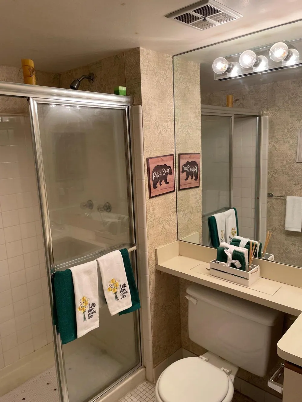 27430 Evergreen Road #36 Lathrup Village, MI 48076