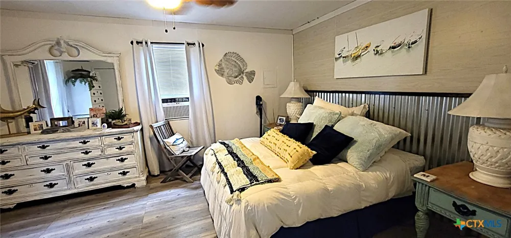 308 W Saint Louis Avenue Seadrift, TX 77983