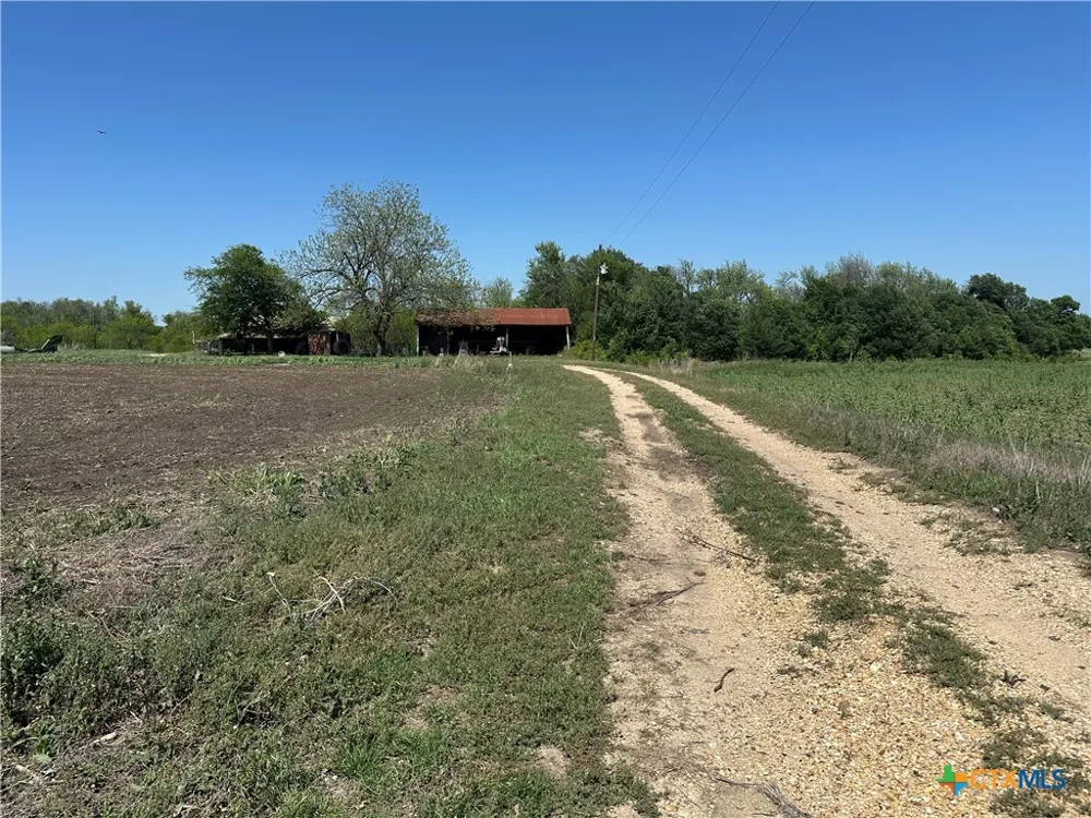 8500 Fork Road Bartlett, TX 76511
