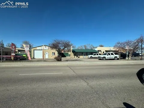 307 Santa Fe Avenue